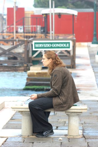 Mhairi McGregor artist portrait